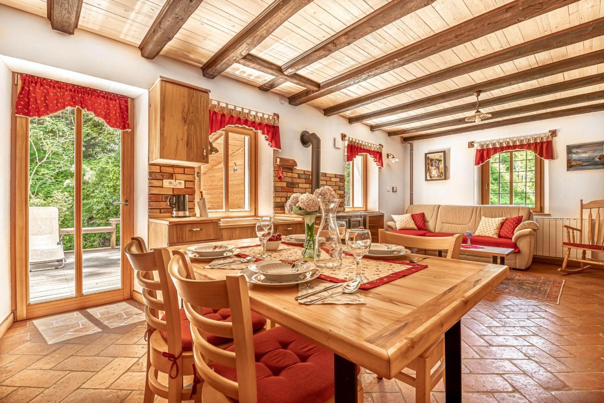 House By The Stream - Happy Rentals Avce المظهر الخارجي الصورة
